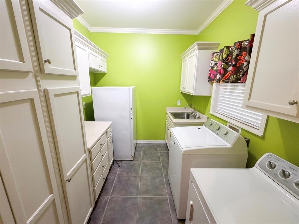 542 Demery Boulevard Property Photo 19