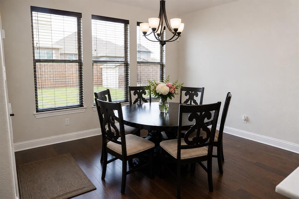 279 Paluxy Street Property Photo 14