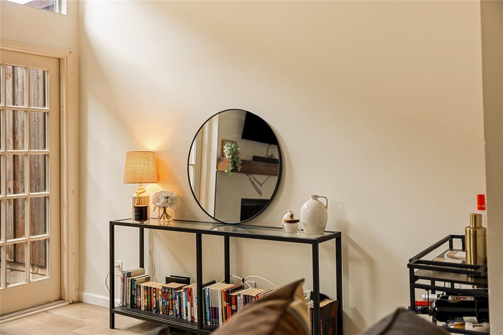 4015 Holland Avenue 103 Property Photo 6