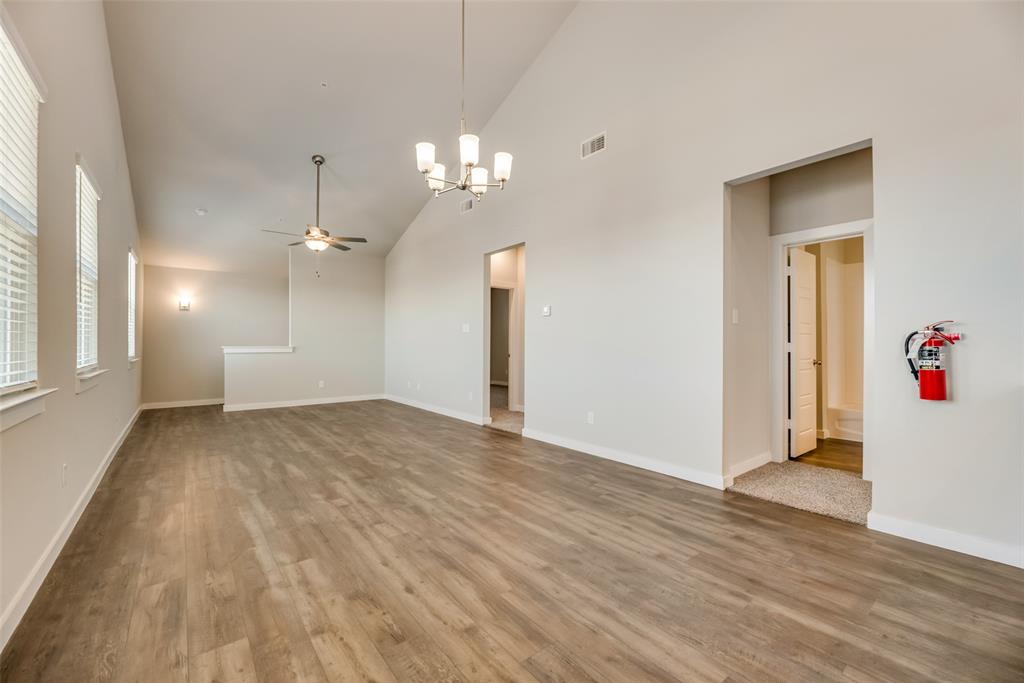 663 Wheatfield Drive Property Photo 9