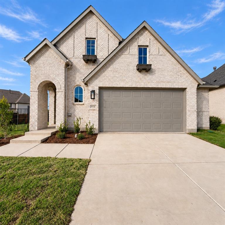 831 Trailing Vine Way Property Photo 1