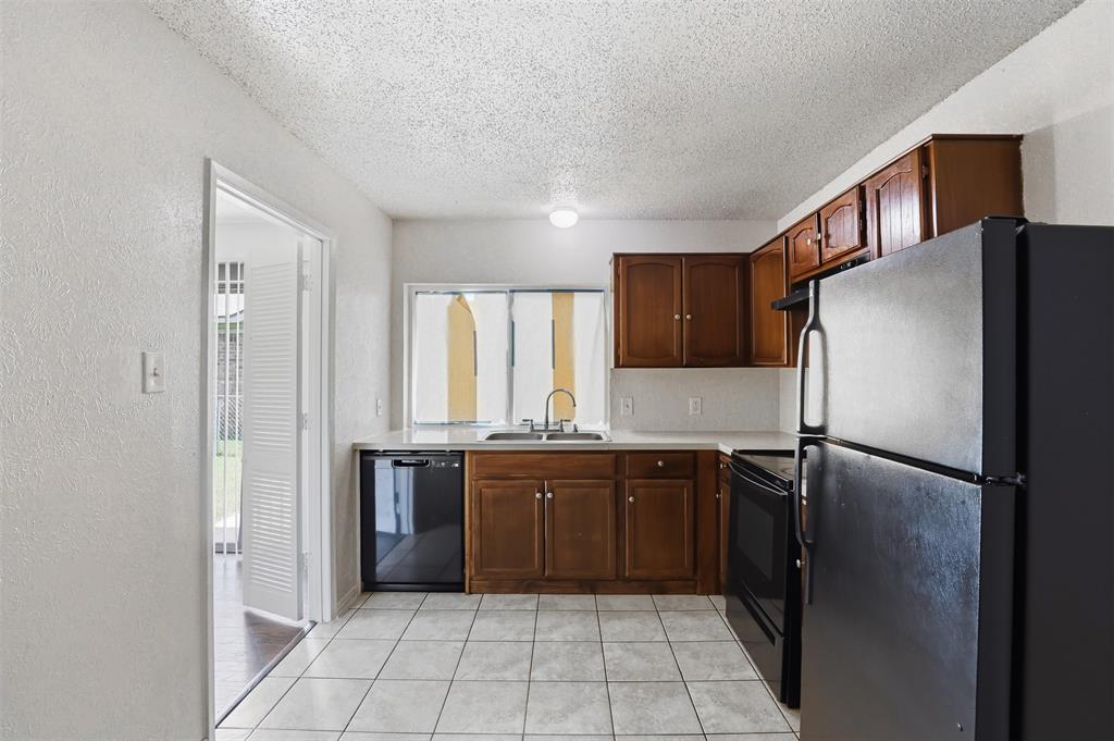 510 Dean Court Property Photo 14