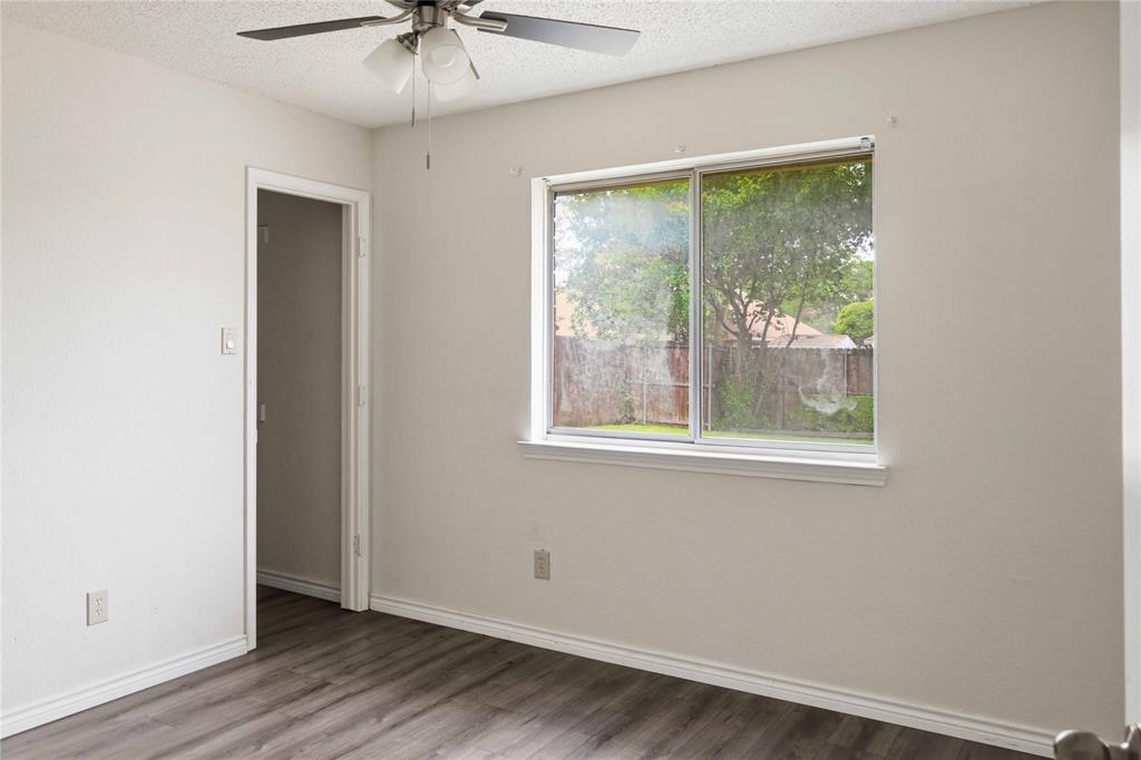 1403 Baker Property Photo 27