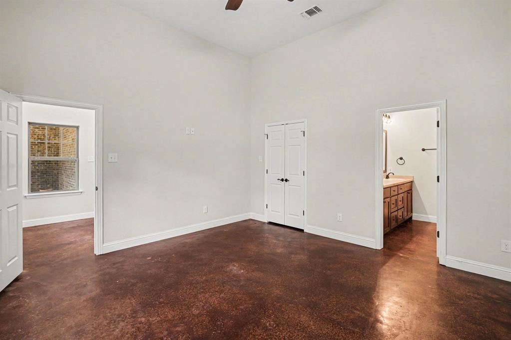 2190 County Road 2027 Property Photo 4