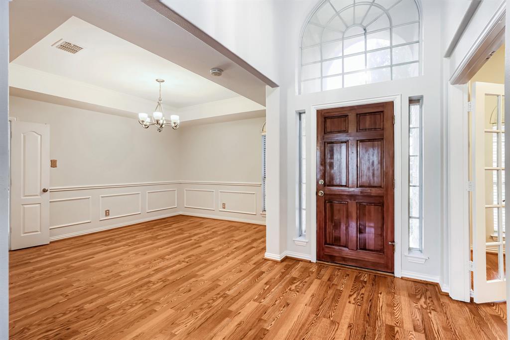 2066 Fair Oaks Circle Property Photo 8