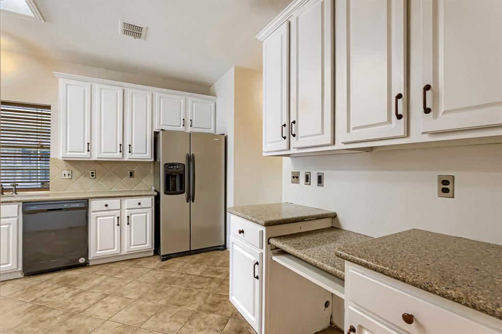 2066 Fair Oaks Circle Property Photo 11
