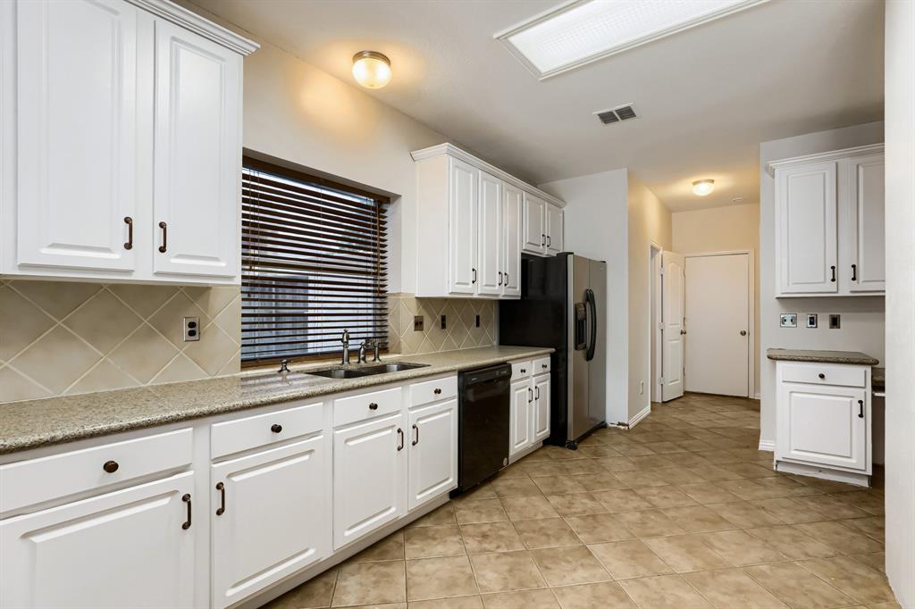 2066 Fair Oaks Circle Property Photo 13