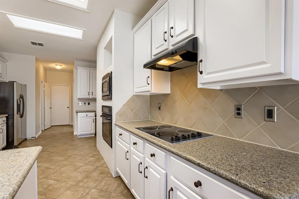2066 Fair Oaks Circle Property Photo 14