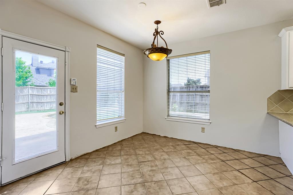 2066 Fair Oaks Circle Property Photo 15