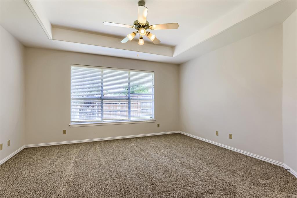 2066 Fair Oaks Circle Property Photo 16