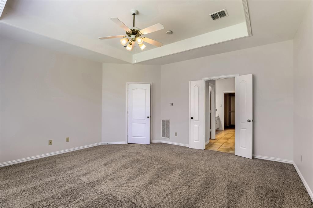 2066 Fair Oaks Circle Property Photo 17