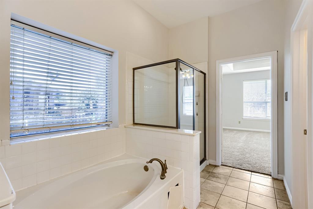2066 Fair Oaks Circle Property Photo 19