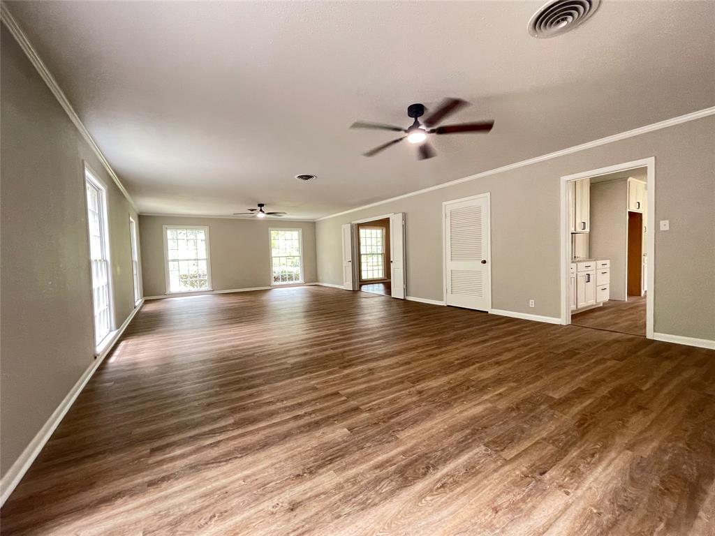 749 Beverly Drive Property Photo 7