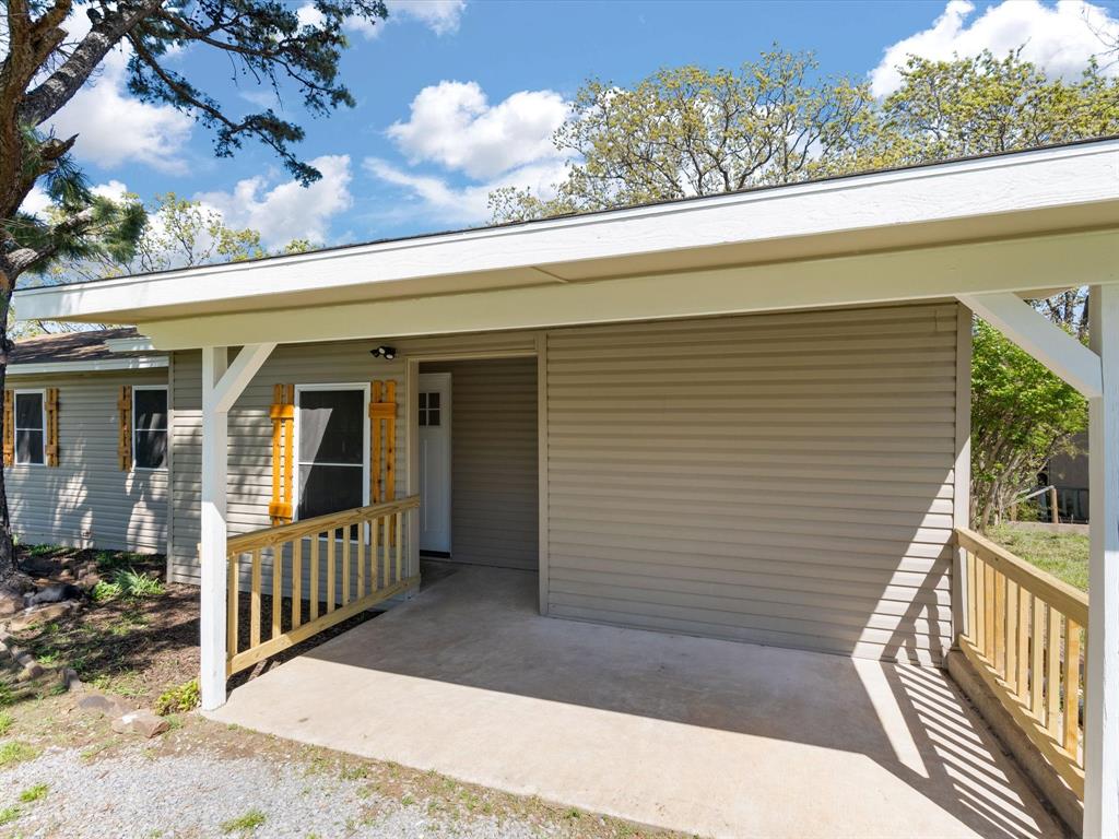2068 Bristow Point Property Photo 4