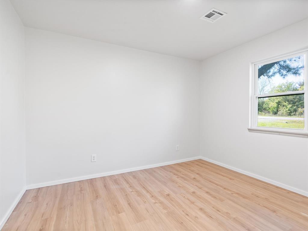 2068 Bristow Point Property Photo 26