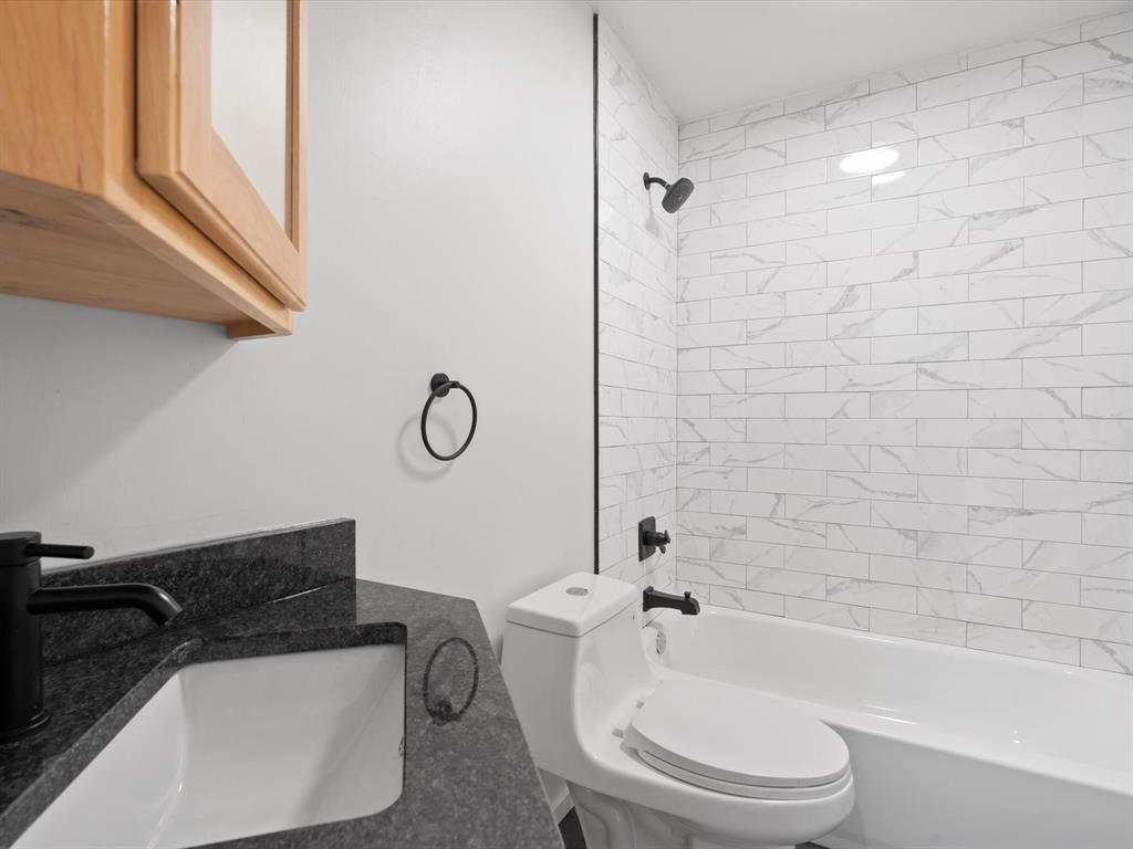 2068 Bristow Point Property Photo 30