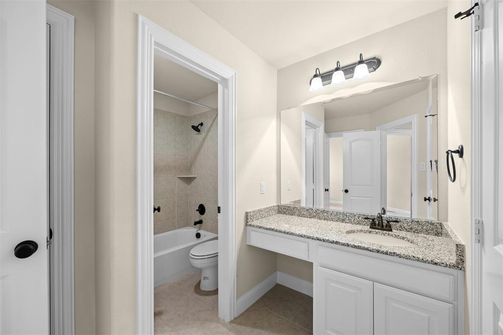 6425 Abbotsford Drive Property Photo 23