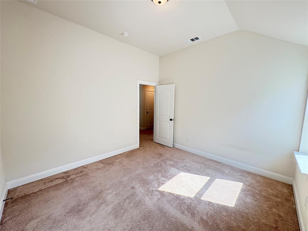 323 Butternut Way Property Photo 25