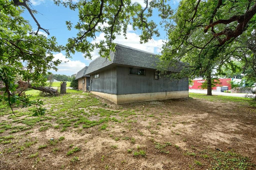 1501 Southeast Parkway Property Photo 24