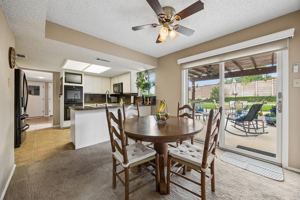 2709 Hedgeway Drive Property Photo 8