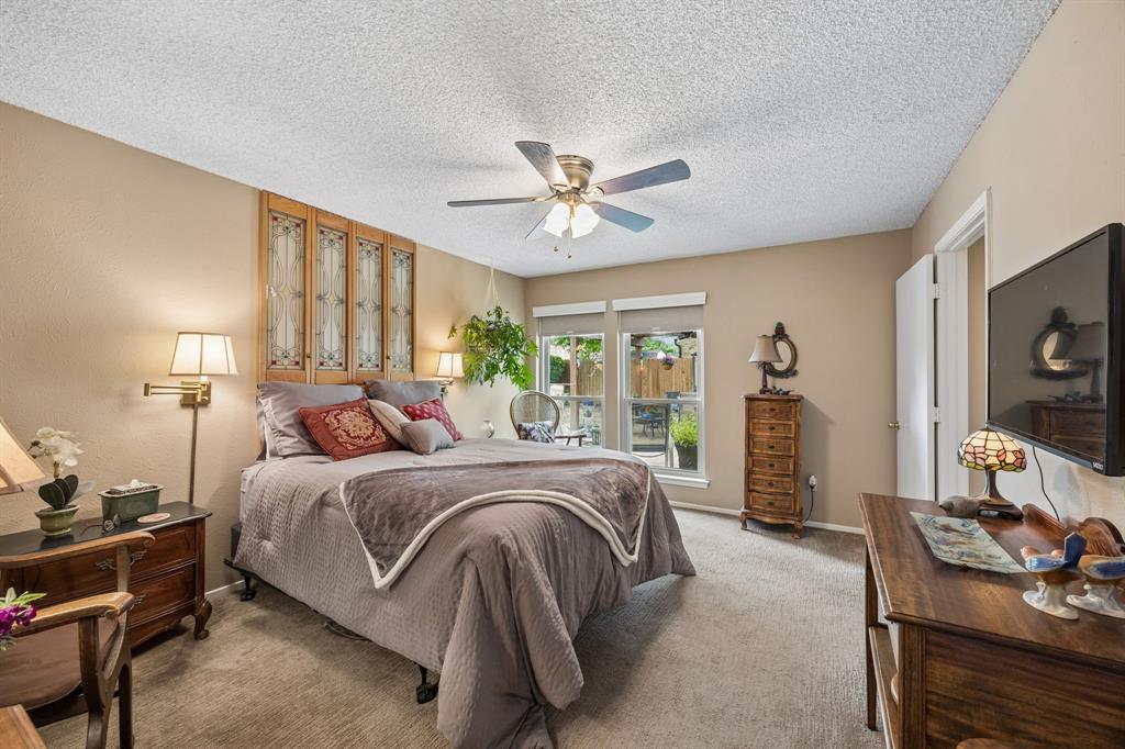 2709 Hedgeway Drive Property Photo 13