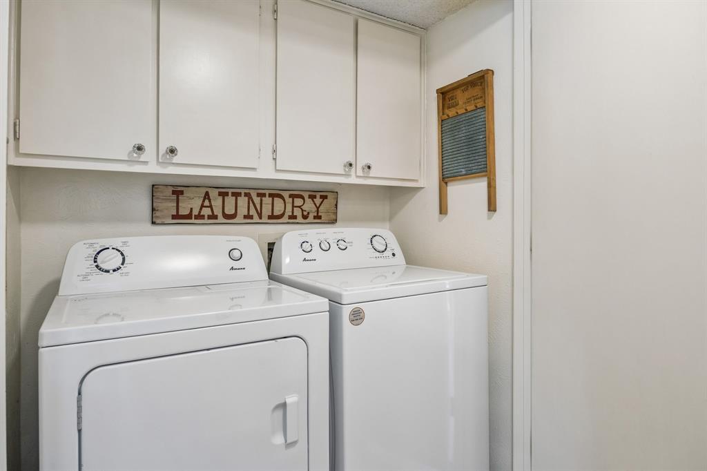 2709 Hedgeway Drive Property Photo 23