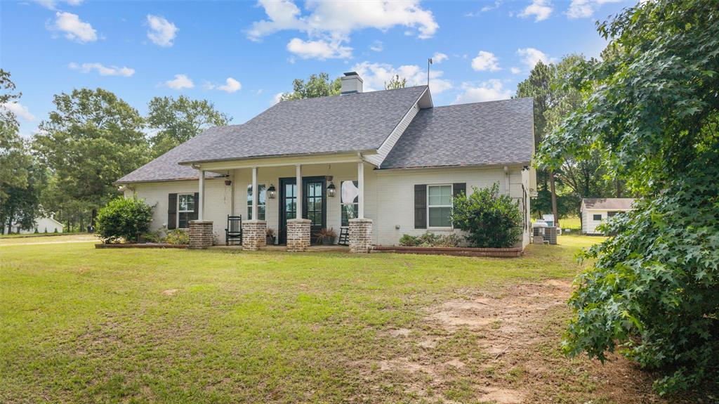 12075 County Road 452 Property Photo 3
