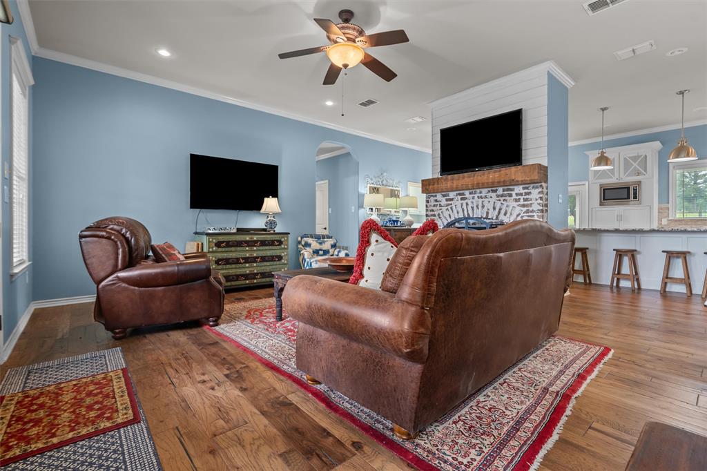 12075 County Road 452 Property Photo 6