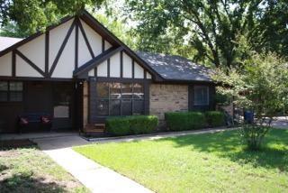 112 E Denton Drive Property Photo 1