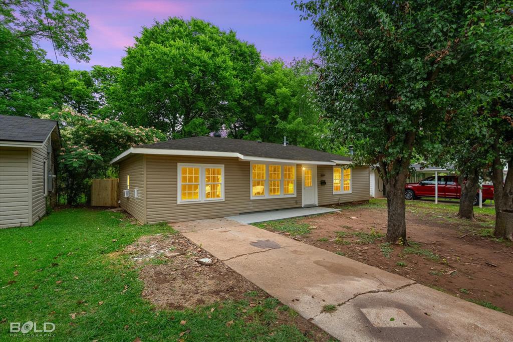 1809 Leslie Property Photo 2