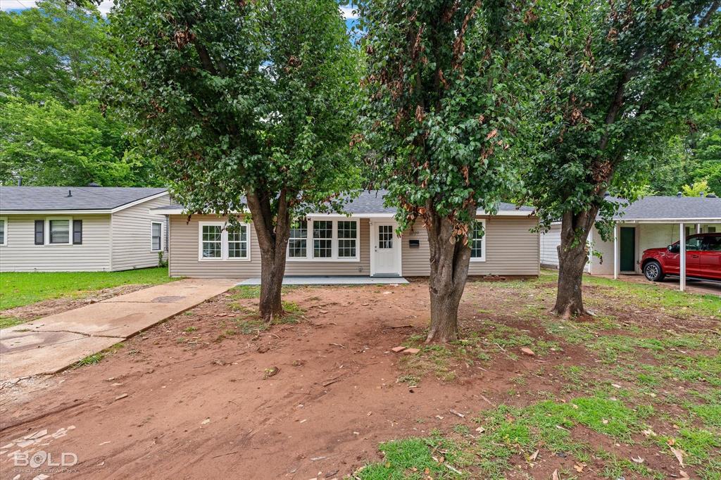 1809 Leslie Property Photo 5