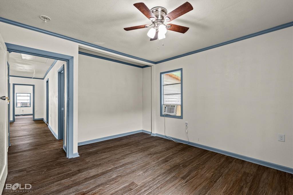 1809 Leslie Property Photo 29