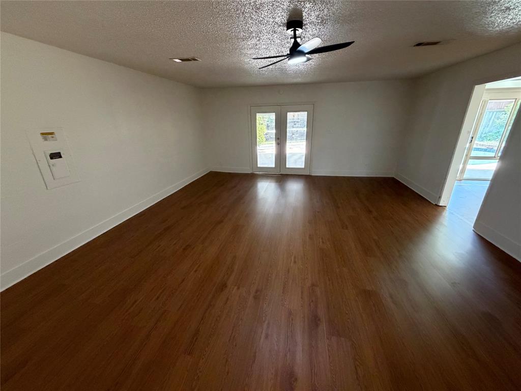 4909 Van Ness Street Property Photo 13