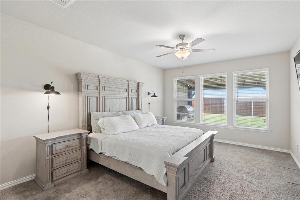 400 Acton Avenue Property Photo 16