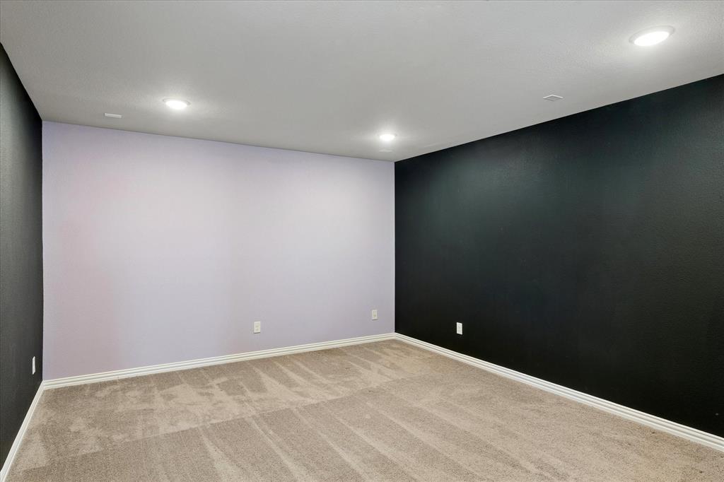 400 Acton Avenue Property Photo 23