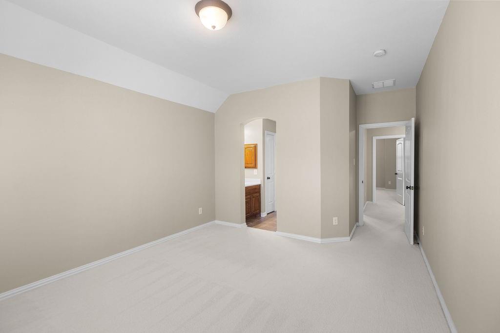 4004 Hook Bill Drive Property Photo 18