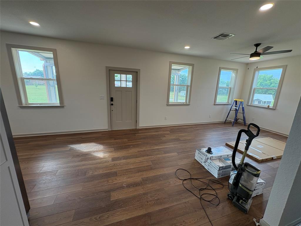 112 Navajo Property Photo 16