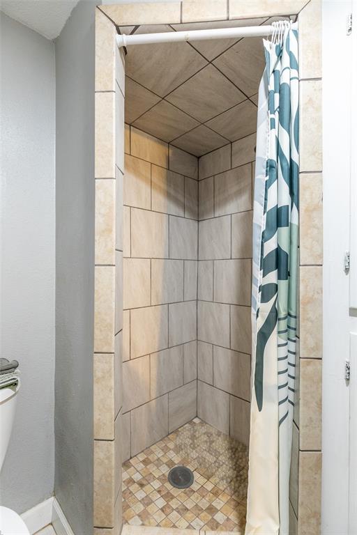 109 Circle Of Holly Property Photo 20