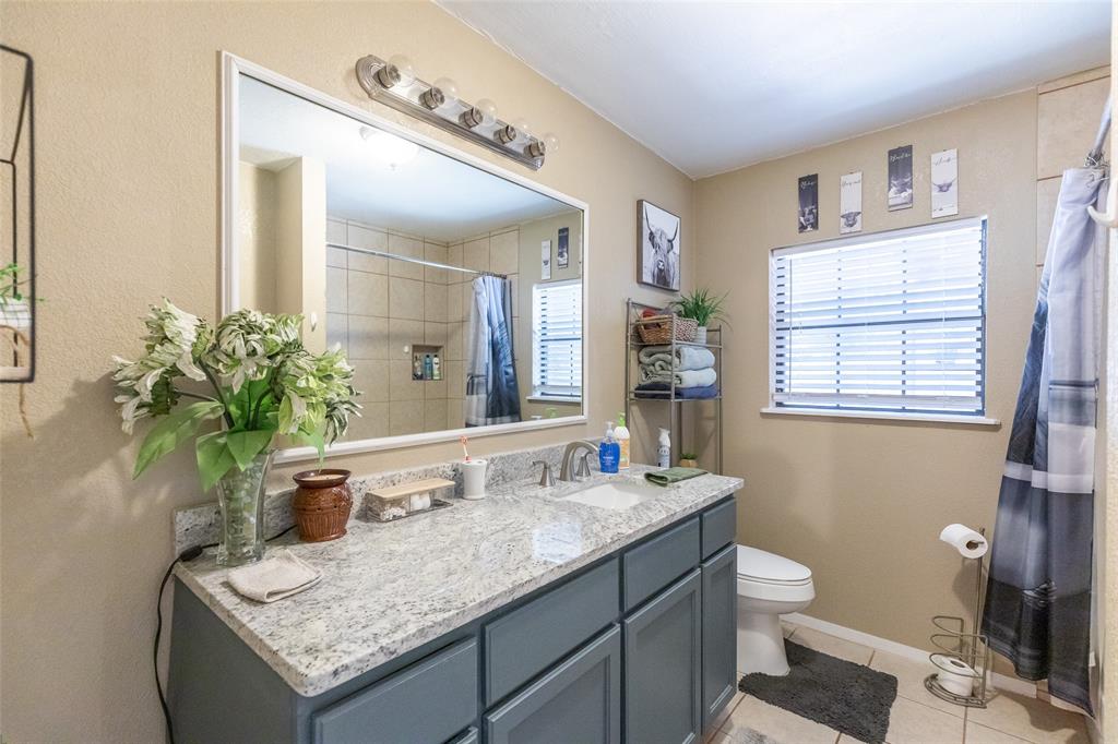 109 Circle Of Holly Property Photo 29