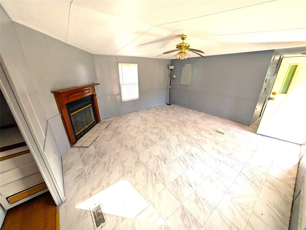 425 State Highway 34 Property Photo 1