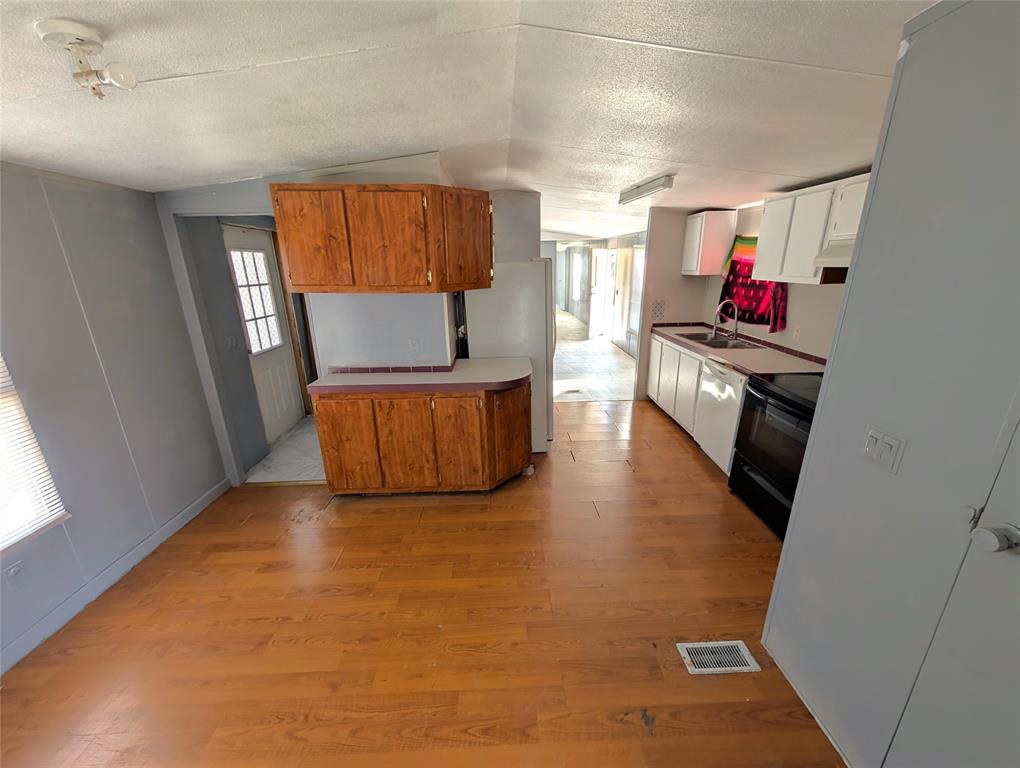 425 State Highway 34 Property Photo 6