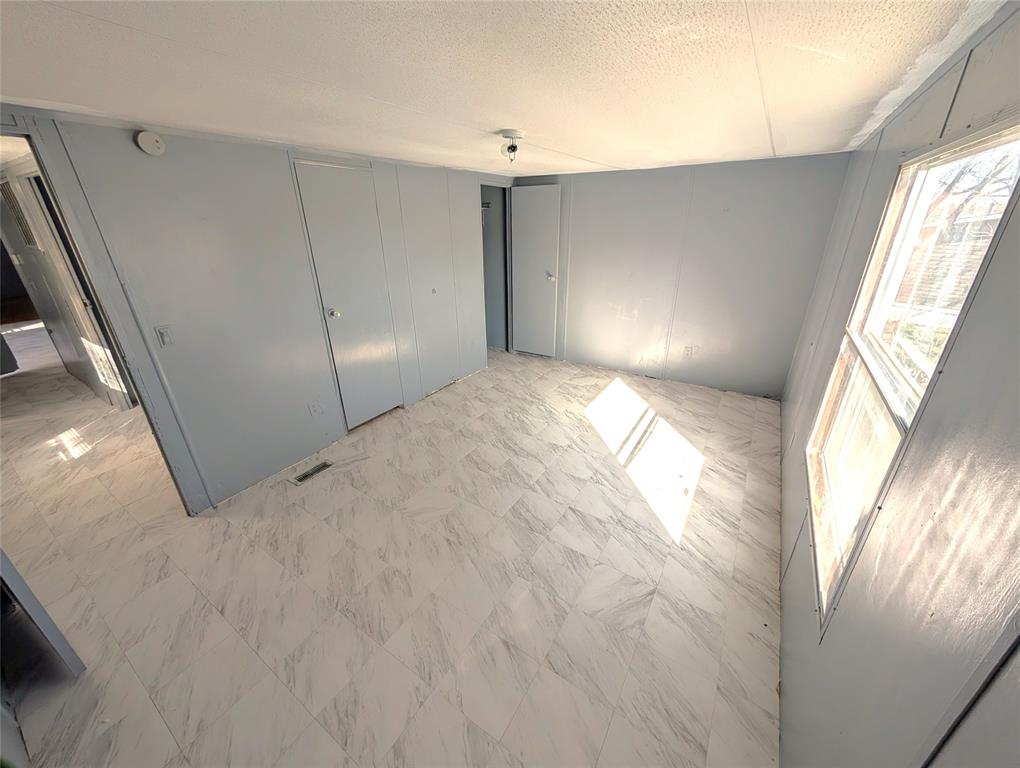 425 State Highway 34 Property Photo 8