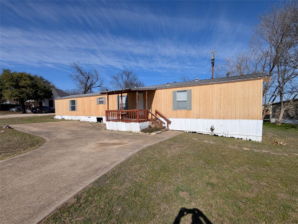425 State Highway 34 Property Photo 13