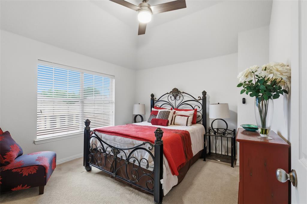 1226 Waterford Way Property Photo 31