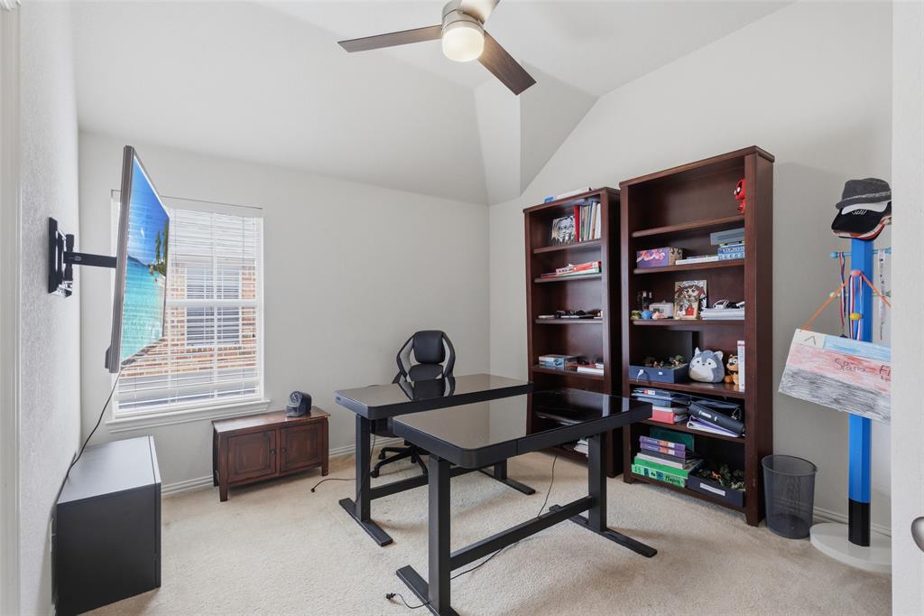 1226 Waterford Way Property Photo 37