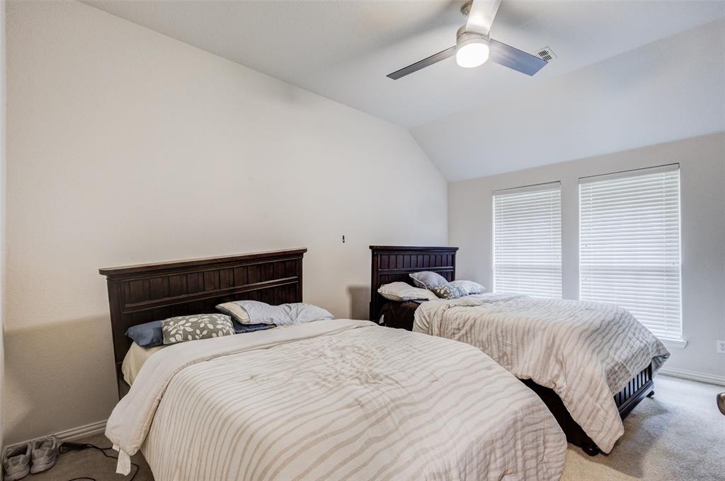 1226 Waterford Way Property Photo 38