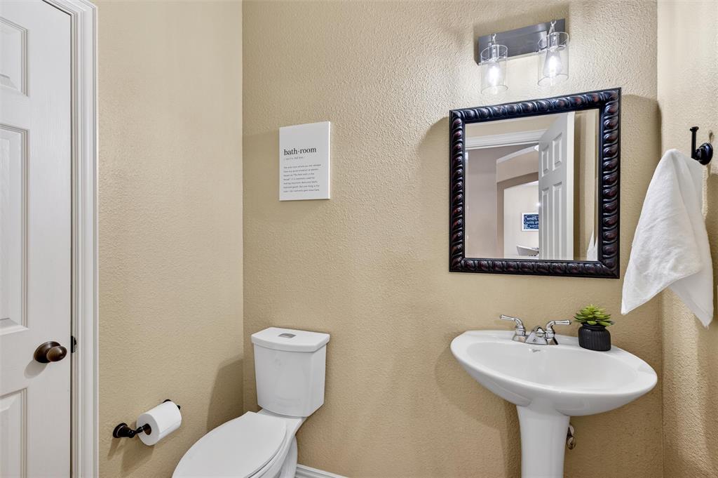 812 Cascades Drive Property Photo 7