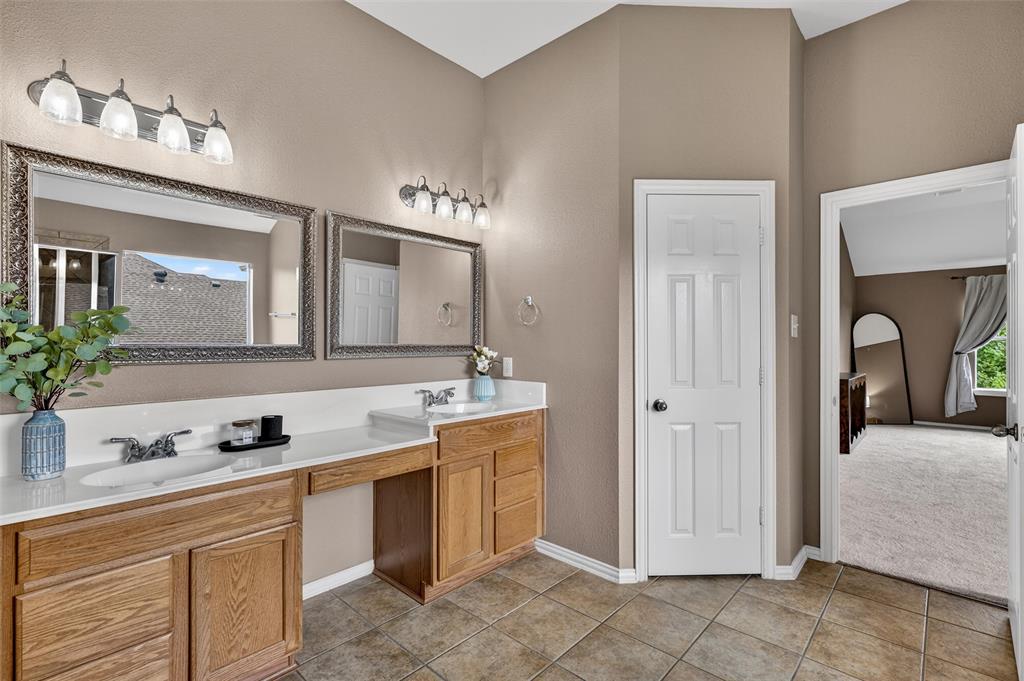 812 Cascades Drive Property Photo 26
