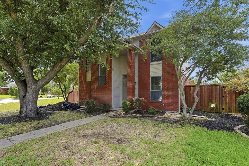 2142 Falcon Ridge Drive Property Photo 1