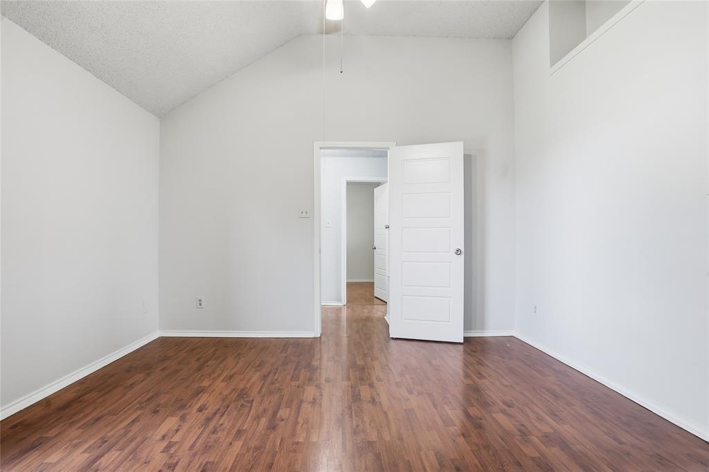2142 Falcon Ridge Drive Property Photo 4